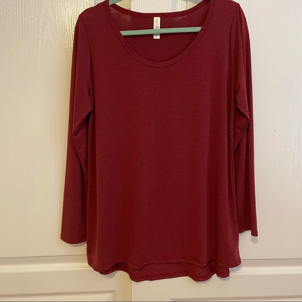 New without tag: Lularoe large Lynnae maroon burgundy